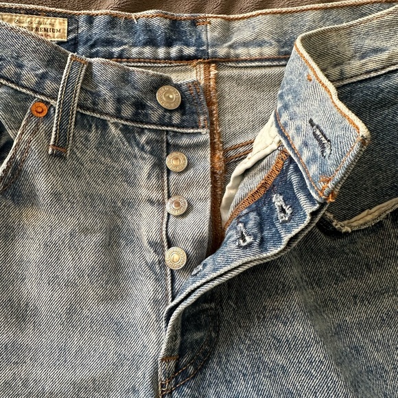 Levi’s 501® TWO-TONE WOMEN'S JEANS - Picture 5 of 7